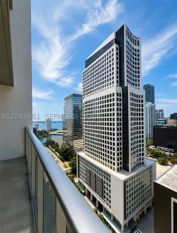 55 SE 6th Street Miami FL 33131