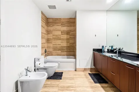 16001 Collins Avenue Sunny Isles Beach FL 33160