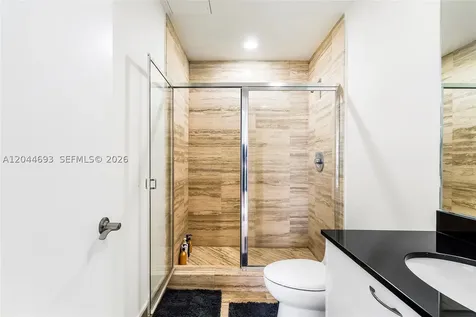 16001 Collins Avenue Sunny Isles Beach FL 33160