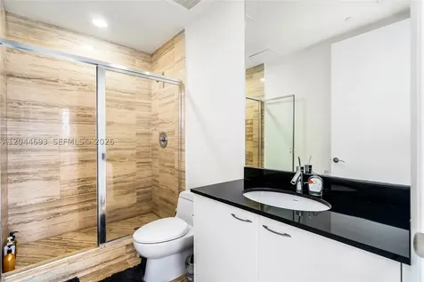 16001 Collins Avenue Sunny Isles Beach FL 33160