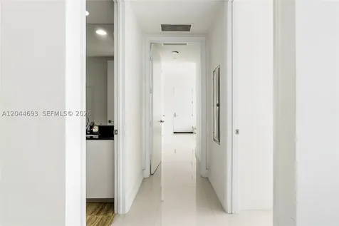 16001 Collins Avenue Sunny Isles Beach FL 33160