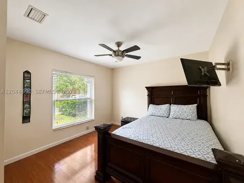 20776 NW 1st Street Pembroke Pines FL 33029