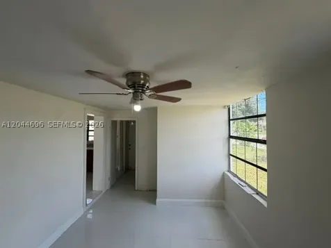 2115 SW 50th Avenue West Park FL 33023