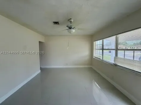 2115 SW 50th Avenue West Park FL 33023