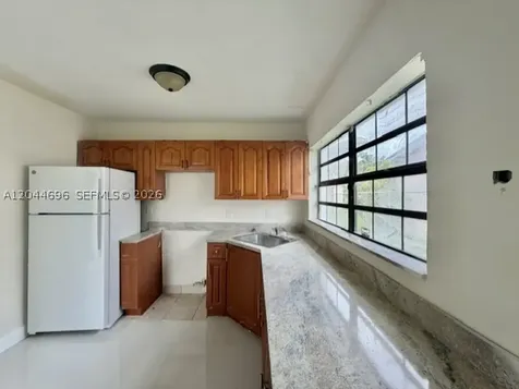 2115 SW 50th Avenue West Park FL 33023