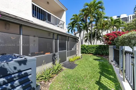 21145 Helmsman Drive Aventura FL 33180