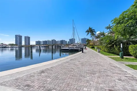 21145 Helmsman Drive Aventura FL 33180