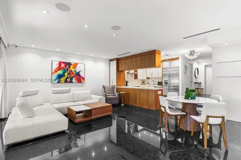 21145 Helmsman Drive Aventura FL 33180