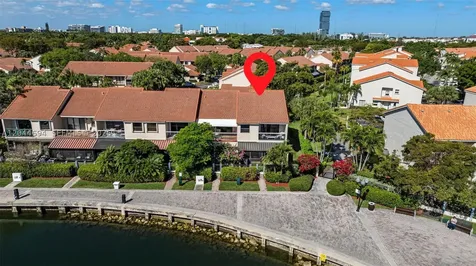 21145 Helmsman Drive Aventura FL 33180