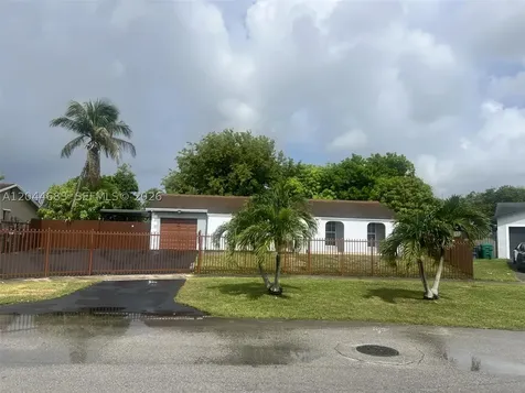 26080 SW 132nd Place Homestead FL 33032