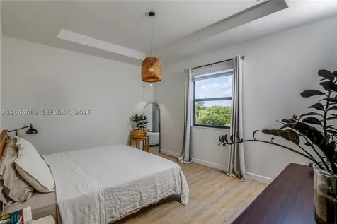 10079 SW 228 Miami FL 33190