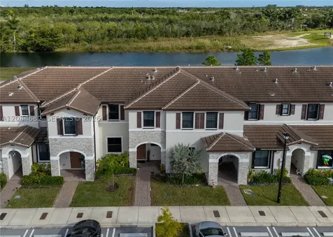 10079 SW 228 Miami FL 33190
