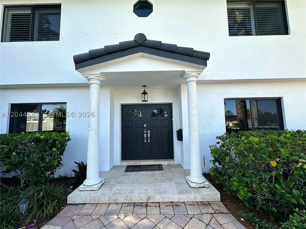 2445 SE 8th Street Pompano Beach FL 33062