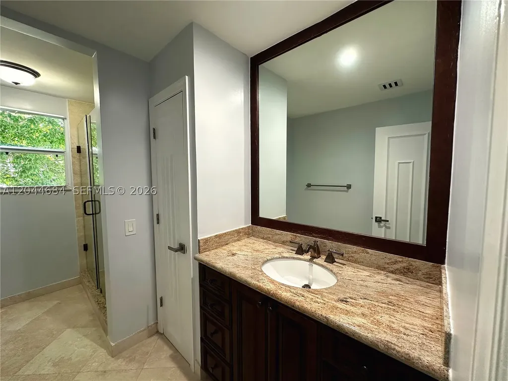 2445 SE 8th Street Pompano Beach FL 33062
