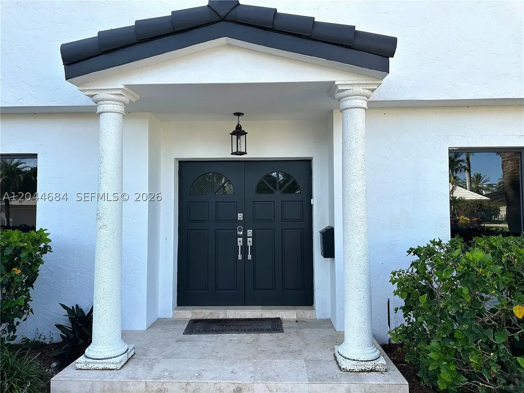 2445 SE 8th Street Pompano Beach FL 33062