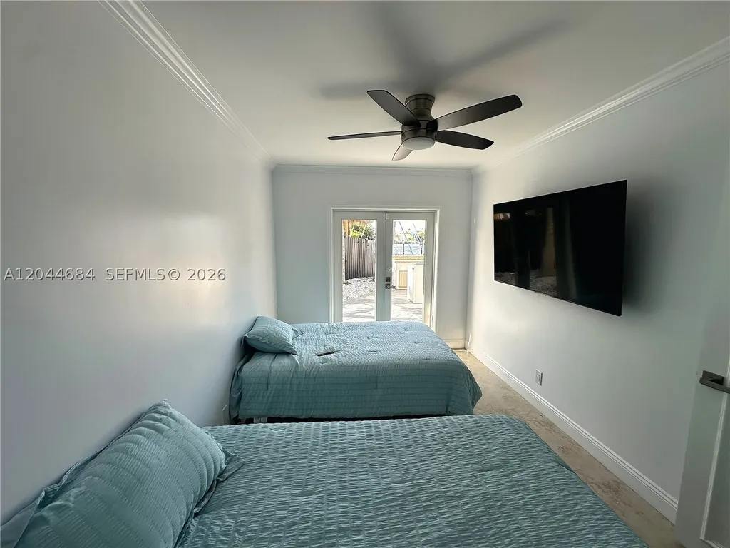 2445 SE 8th Street Pompano Beach FL 33062