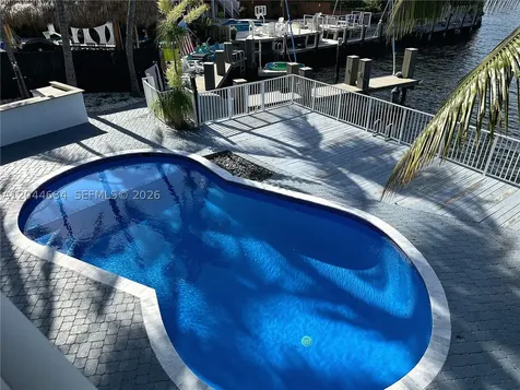 2445 SE 8th Street Pompano Beach FL 33062