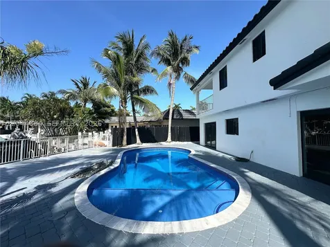 2445 SE 8th Street Pompano Beach FL 33062