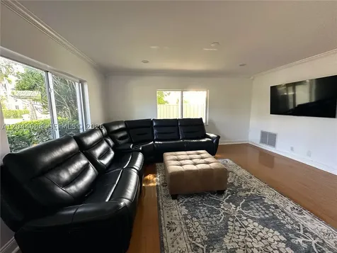 2445 SE 8th Street Pompano Beach FL 33062