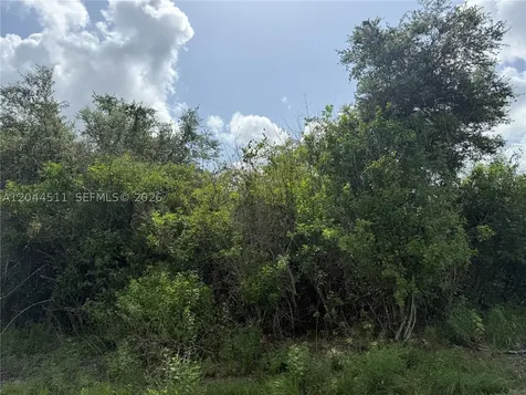 625 N Granja Street Clewiston FL 33440