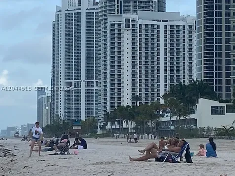 19201 E Collins Avenue Sunny Isles Beach FL 33160