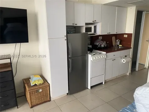19201 E Collins Avenue Sunny Isles Beach FL 33160