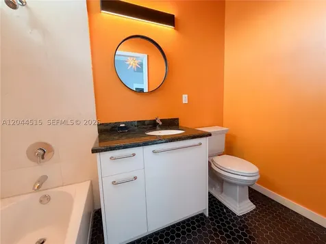 7934 West Drive North Bay Village FL 33141