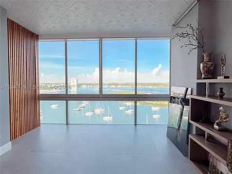 7934 West Drive North Bay Village FL 33141