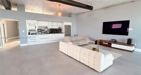7934 West Drive North Bay Village FL 33141