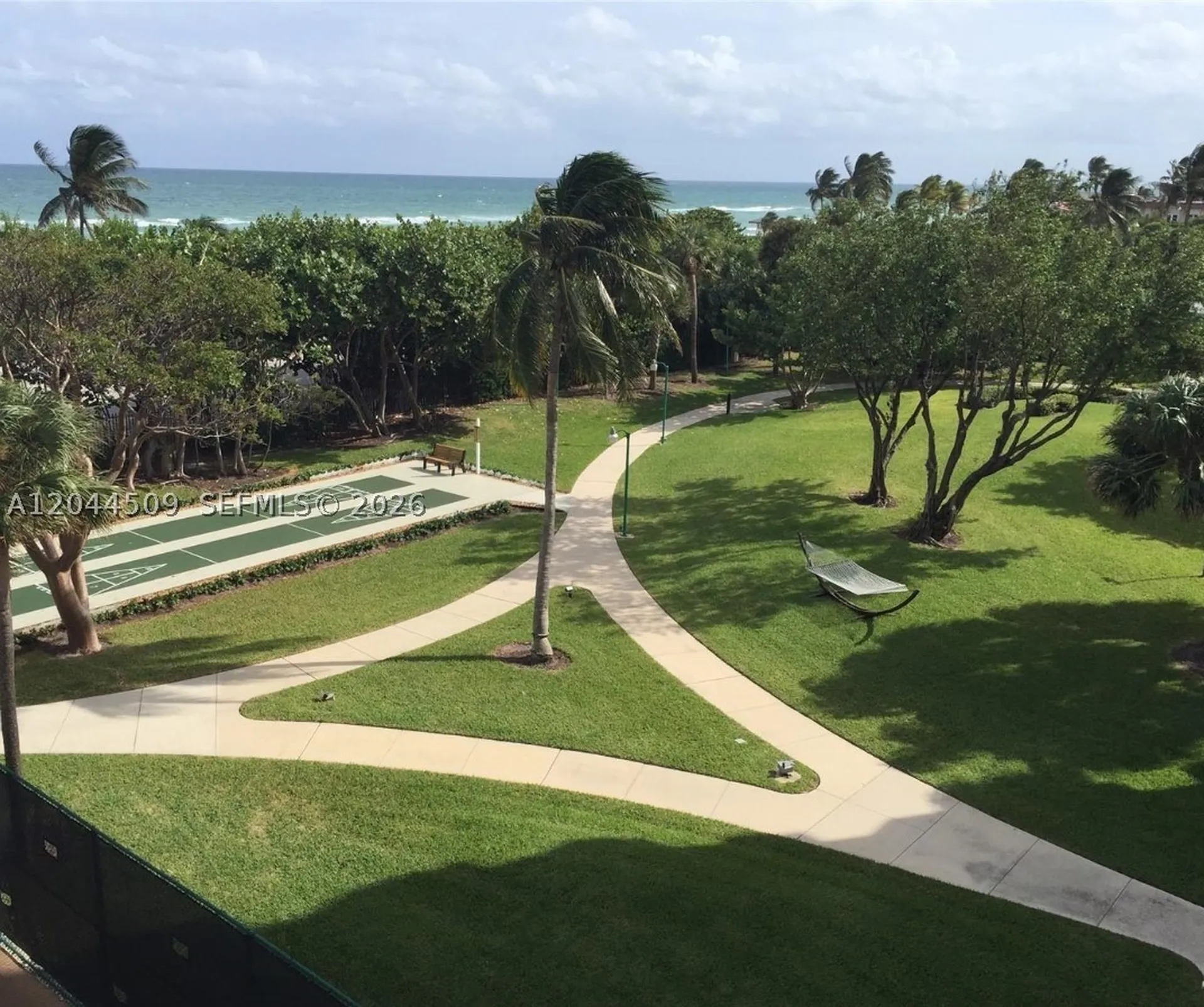 Hollywood FL 33019