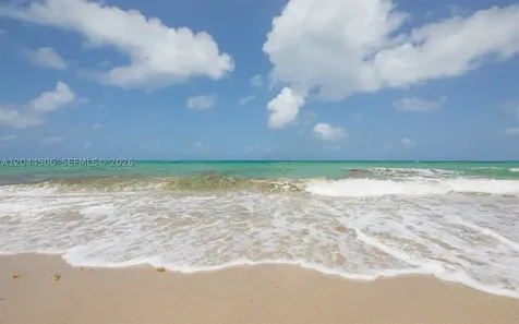 10275 E Collins Avenue Bal Harbour FL 33154