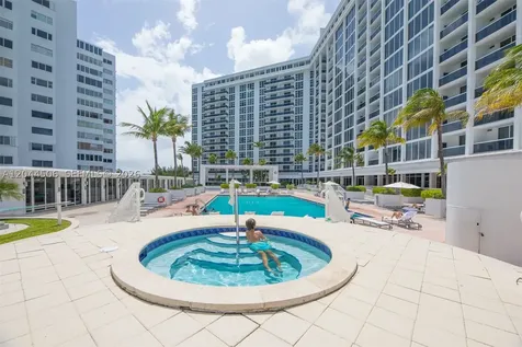 10275 E Collins Avenue Bal Harbour FL 33154