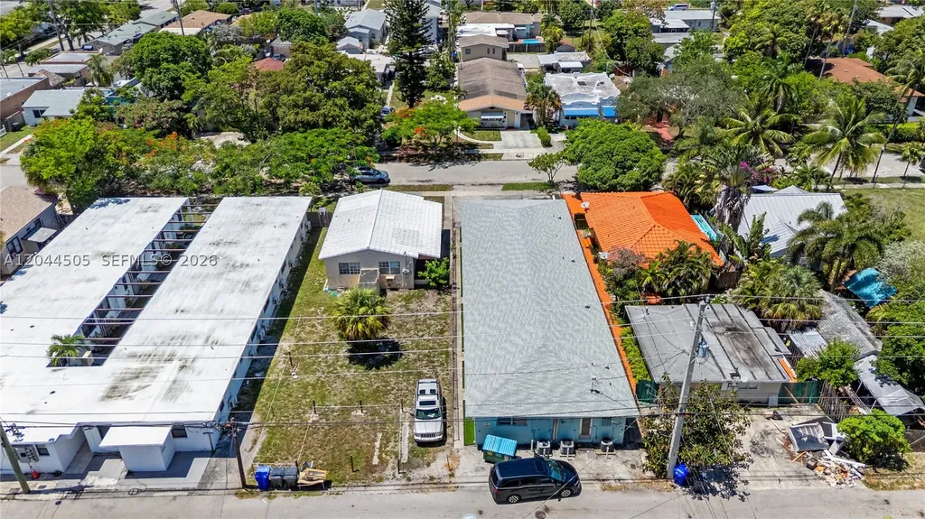 1938 Pierce Street Hollywood FL 33020