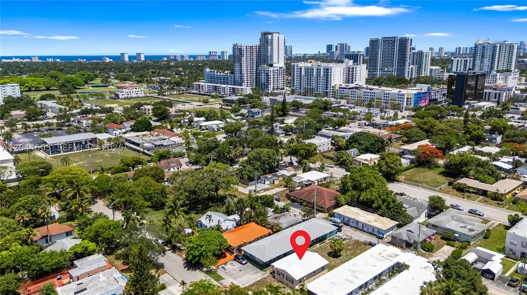 1938 Pierce Street Hollywood FL 33020