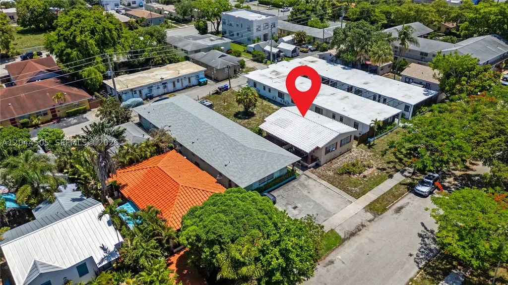 1938 Pierce Street Hollywood FL 33020