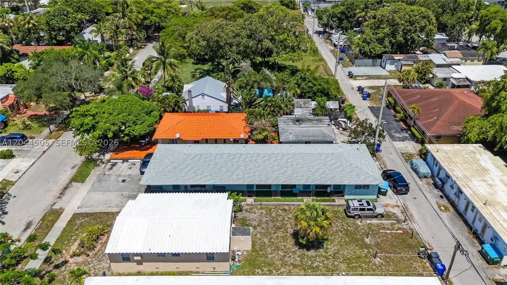 1938 Pierce Street Hollywood FL 33020