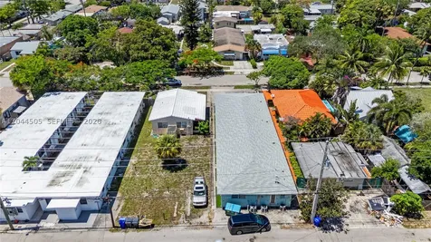 1938 Pierce Street Hollywood FL 33020