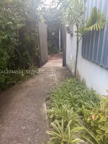 4230 SW 11th Street Miami FL 33134