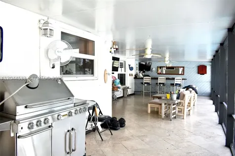 9820 NW 7th Street Pembroke Pines FL 33024