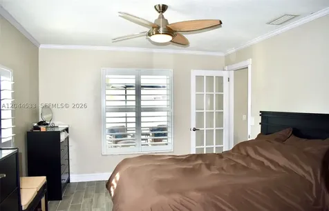 9820 NW 7th Street Pembroke Pines FL 33024