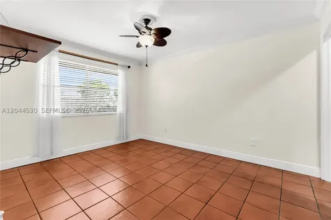 15350 SW 72nd Street Miami FL 33193