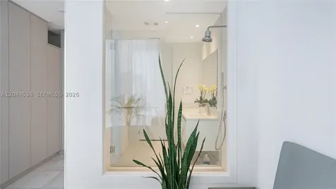 700 NE 26th Terrace Miami FL 33137