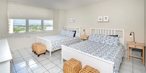 5601 Collins Avenue Miami Beach FL 33140