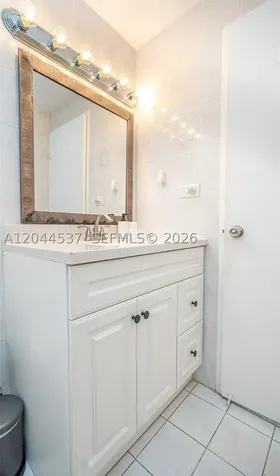 5601 Collins Avenue Miami Beach FL 33140