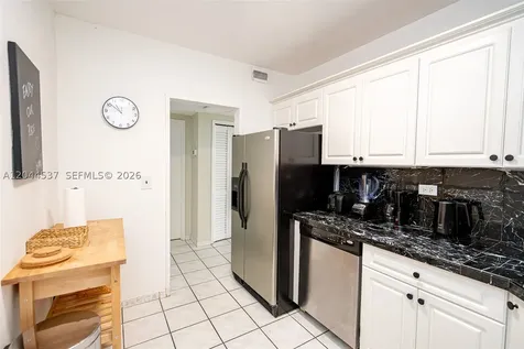 5601 Collins Avenue Miami Beach FL 33140