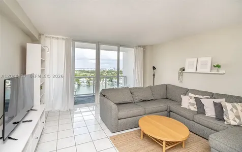 5601 Collins Avenue Miami Beach FL 33140