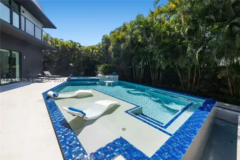 15712 SW 69th Lane Miami FL 33193