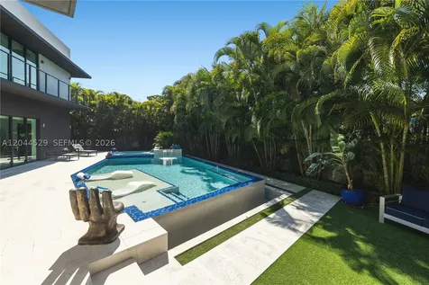 15712 SW 69th Lane Miami FL 33193