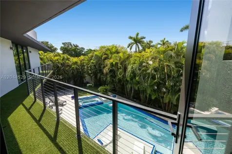 15712 SW 69th Lane Miami FL 33193