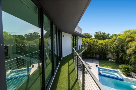 15712 SW 69th Lane Miami FL 33193